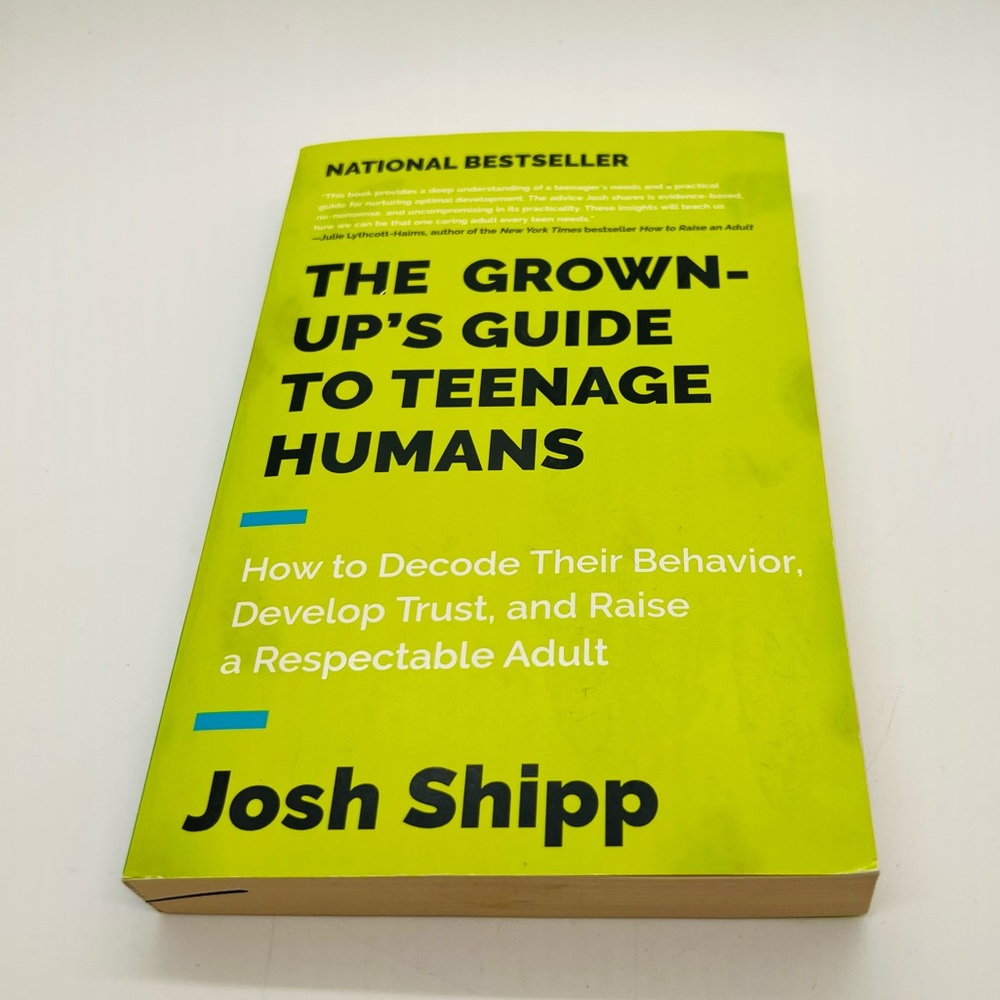 NWT The Grown-Up's Guide to Teenage Humans: How to Decode Their Behavior,Develop